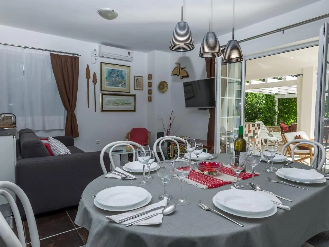 Spacious Holiday Home In Molat With Pool Brgulje 0*,  Croatia