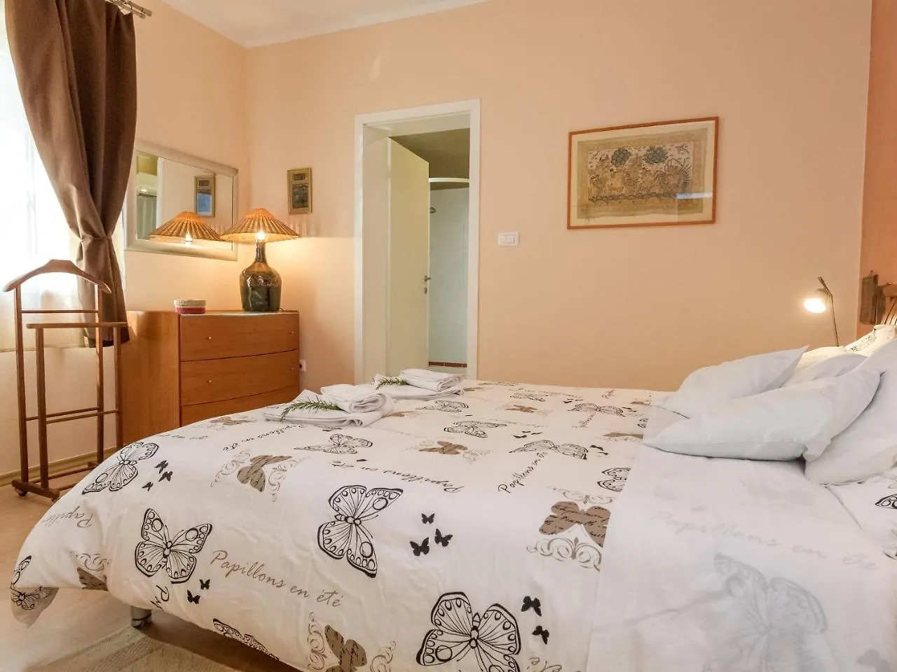 Spacious Holiday Home In Molat With Pool Brgulje